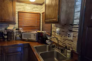 23553 Lake Dr, Crestline, CA 92325 - Photo 15