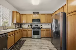 204 E Manchester Ln, San Bernardino, CA 92408 - Photo 11