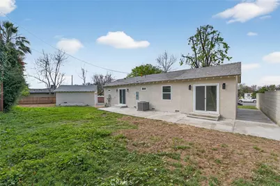 1601 Fermoore, San Fernando, CA 91340 - Photo 21