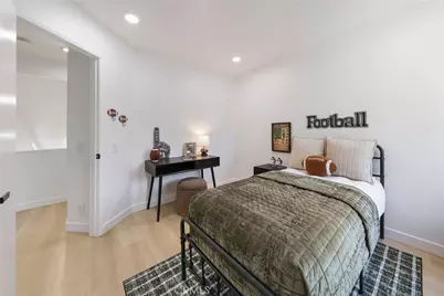 415 Deerfield Avenue, Irvine, CA 92606 - Photo 33