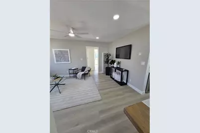 13567 Eldridge, Sylmar, CA 91342 - Photo 3