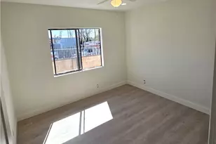 13567 Eldridge, Sylmar, CA 91342 - Photo 19