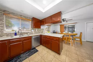 19388 Corwin, Apple Valley, CA 92307 - Photo 17
