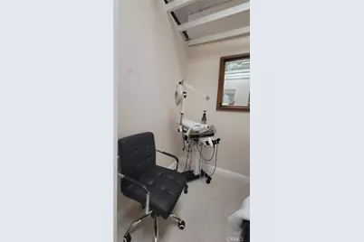 3970 N Sierra Way #B, San Bernardino, CA 92405 - Photo 11