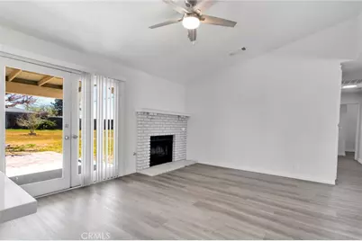 15315 Little Beaver, Victorville, CA 92395 - Photo 11