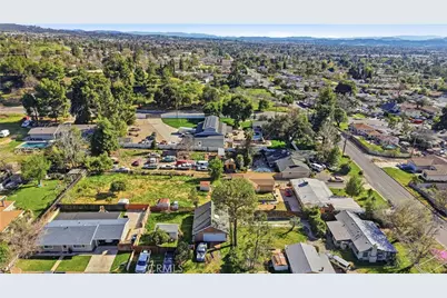 12055 Douglas, Yucaipa, CA 92399 - Photo 39