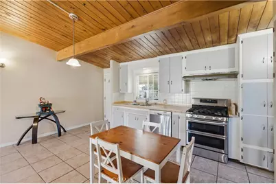 12055 Douglas, Yucaipa, CA 92399 - Photo 7