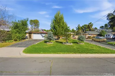 12055 Douglas, Yucaipa, CA 92399 - Photo 3