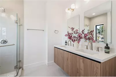 908 N Gage Avenue, Los Angeles, CA 90063 - Photo 23