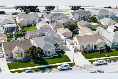 2046 W 112th, Los Angeles, CA 90047 - Photo 49