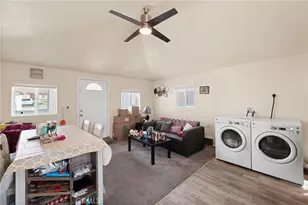 2046 W 112th, Los Angeles, CA 90047 - Photo 41