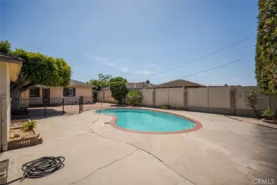 727 S Fenimore, Covina, CA 91723 - Photo 27