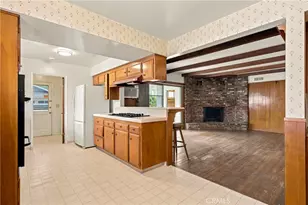 978 W Grovecenter, Covina, CA 91722 - Photo 11