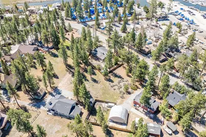 351 Edgemoor, Big Bear Lake, CA 92315 - Photo 11