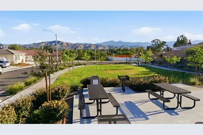 10710 Brookfield Drive, Riverside, CA 92505 - Photo 31