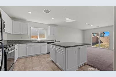 13720 Eva Court, Victorville, CA 92392 - Photo 7