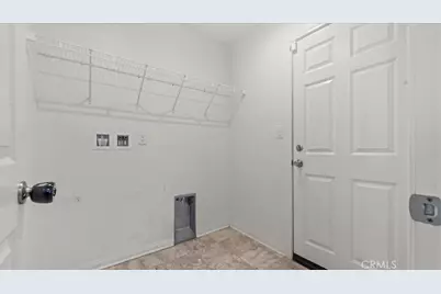 13720 Eva Court, Victorville, CA 92392 - Photo 9