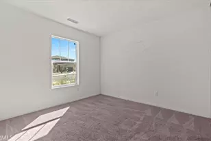 13720 Eva Ct, Victorville, CA 92392 - Photo 11