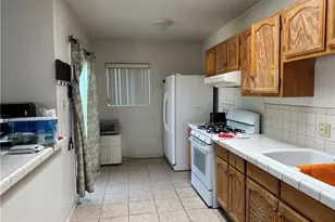 7922 Pinchot Ct, Buena Park, CA 90621 - Photo 5