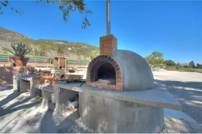 575 Greenwood Avenue, San Bernardino, CA 92407 - Photo 9