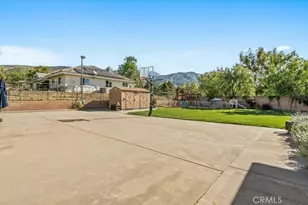 10367 Walnut Grove Ct, Yucaipa, CA 92399 - Photo 33