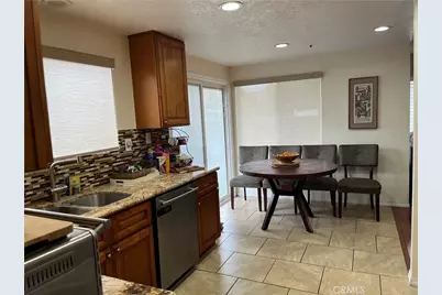 13747 Cabrillo Court, Fontana, CA 92336 - Photo 7
