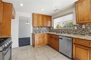 13747 Cabrillo Ct, Fontana, CA 92336 - Photo 11
