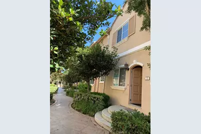 9301 Shirley Avenue ##13, Northridge, CA 91324 - Photo 1