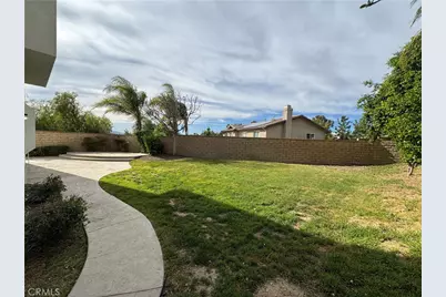 22219 Trinity Place, Saugus, CA 91390 - Photo 55