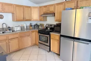 11930 Bromont, Pacoima, CA 91331 - Photo 7