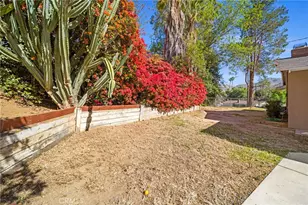 134 W Broadbent, Riverside, CA 92507 - Photo 37