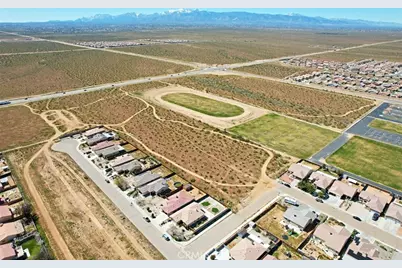 5 Palmdale, Adelanto, CA 92301 - Photo 19