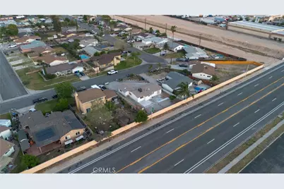 7804 Peacock, Highland, CA 92346 - Photo 33