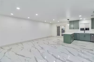 7804 Peacock, Highland, CA 92346 - Photo 9