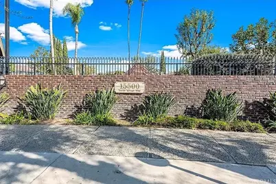 15500 Tustin Village #103, Tustin, CA 92780 - Photo 17
