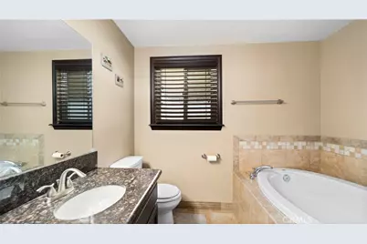 8530 11th, Hesperia, CA 92345 - Photo 27