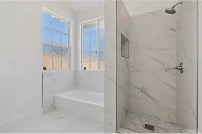 548 Bloomington Avenue, Rialto, CA 92376 - Photo 19