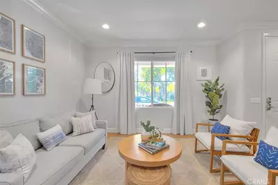 32 Hillsdale, Irvine, CA 92602 - Photo 3
