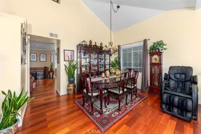 11918 Edgecliff, Sylmar, CA 91342 - Photo 9