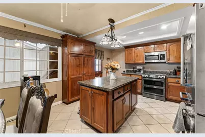 1406 Carey Avenue, Brea, CA 92821 - Photo 7