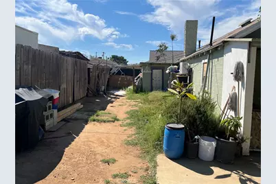 9206 Limonite, Jurupa, CA 92509 - Photo 7