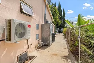 15744 Saticoy St, Van Nuys, CA 91406 - Photo 43