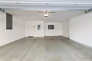 422 W Rte 66, Glendora, CA 91740 - Photo 25