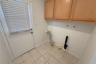 8735 Corbin Ave, Northridge, CA 91324 - Photo 7