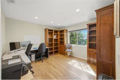 1970 Glassboro, Claremont, CA 91711 - Photo 15