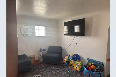 956 S Reservoir, Pomona, CA 91766 - Photo 5