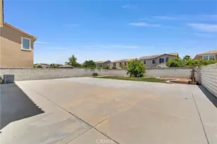7662 Casa De Maria Ct, Eastvale, CA 92880 - Photo 31