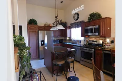 20774 Village Court, California City, CA 93505 - Photo 5