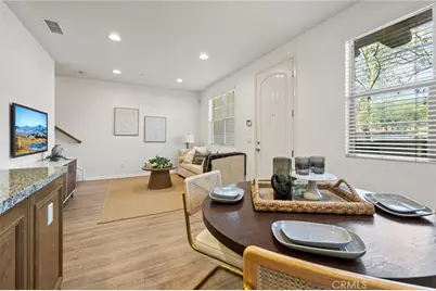 922 E Baseline Road, Claremont, CA 91711 - Photo 11