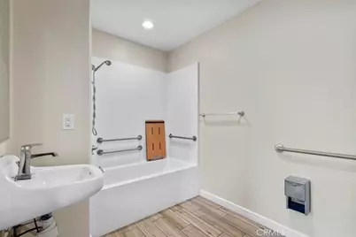 726 Central Avenue, Upland, CA 91786 - Photo 15